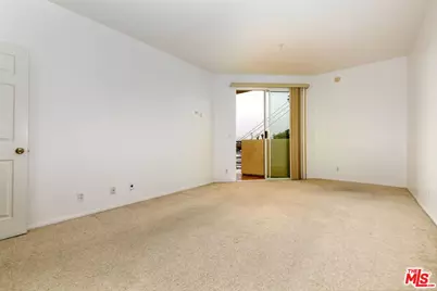 3460 S Centinela Ave #403, Los Angeles, CA 90066 - Photo 17