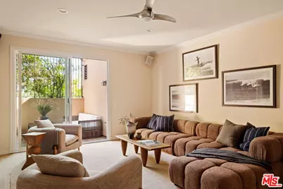 5302 Pacific Ave, Marina del Rey, CA 90292 - Photo 23