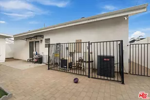 12013 Neenach St, Los Angeles, CA 91352 - Photo 57