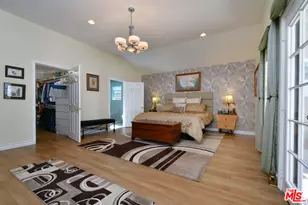 6015 Topeka Dr, Tarzana, CA 91356 - Photo 17