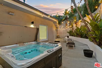 2333 Vasanta Way, Los Angeles, CA 90068 - Photo 29