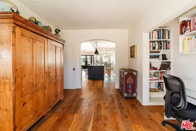 1633 Hi Point St, Los Angeles, CA 90035 - Photo 23