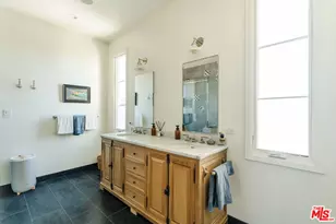 1633 Hi Point St, Los Angeles, CA 90035 - Photo 45