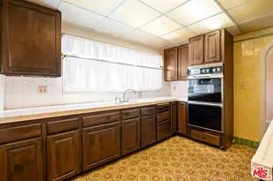 2054 Manning Ave, Los Angeles, CA 90025 - Photo 9