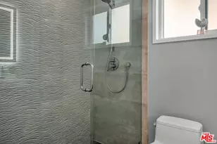 10824 Westminster Ave, Los Angeles, CA 90034 - Photo 21