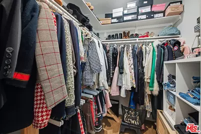 1135 W 81st Pl, Los Angeles, CA 90044 - Photo 19