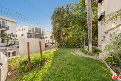 11725 Gilmore St, North Hollywood, CA 91606 - Photo 5