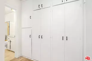 11725 Gilmore St, North Hollywood, CA 91606 - Photo 9