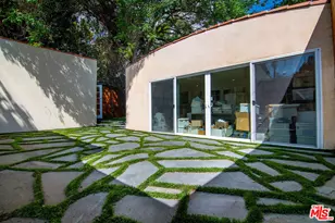 9037 Elevado St, West Hollywood, CA 90069 - Photo 31