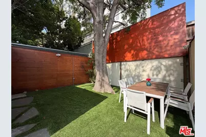 9037 Elevado St, West Hollywood, CA 90069 - Photo 13
