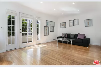 9037 Elevado St, West Hollywood, CA 90069 - Photo 7