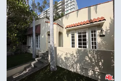 9037 Elevado St, West Hollywood, CA 90069 - Photo 3