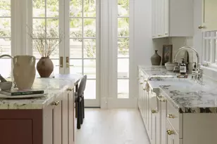 3298 Hutton Dr, Beverly Hills, CA 90210 - Photo 11