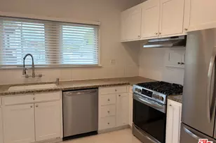 815 10th St, Santa Monica, CA 90403 - Photo 13