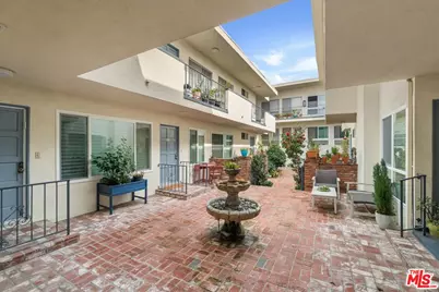 1021 5th St #107, Santa Monica, CA 90403 - Photo 29