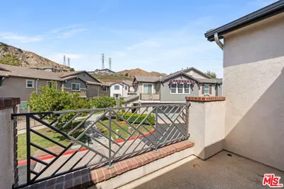 16730 Nicklaus Dr #51, Los Angeles, CA 91342 - Photo 15