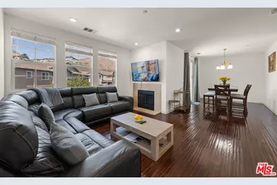 16730 Nicklaus Dr #51, Los Angeles, CA 91342 - Photo 7