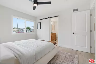 19891 Gloucester Ln, Huntington Beach, CA 92646 - Photo 13