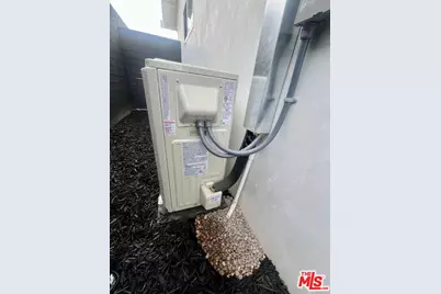 19891 Gloucester Ln, Huntington Beach, CA 92646 - Photo 37