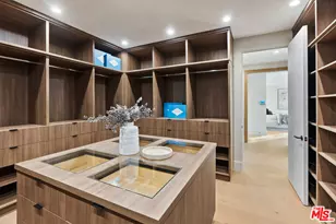 565 Toyopa Dr, Pacific Palisades, CA 90272 - Photo 29