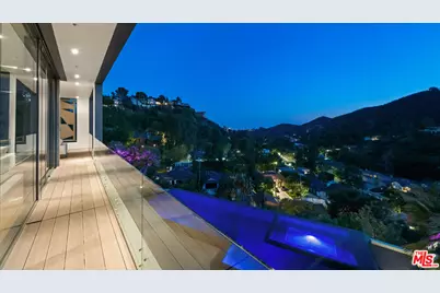 2341 Gloaming Way, Beverly Hills, CA 90210 - Photo 45