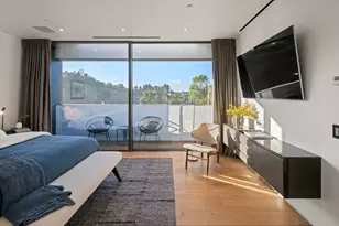 2341 Gloaming Way, Beverly Hills, CA 90210 - Photo 49