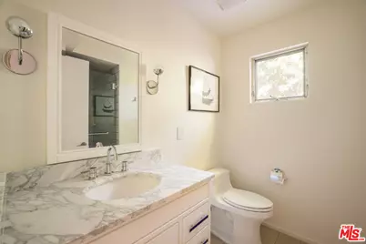 279 Mabery Rd, Santa Monica, CA 90402 - Photo 25
