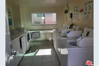 719 N Eucalyptus Ave #6C, Inglewood, CA 90302 - Photo 19