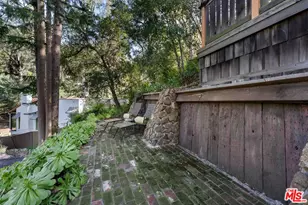 8050 Jovenita Canyon Dr, Los Angeles, CA 90046 - Photo 35