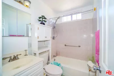 2614 Manhattan Beach Blvd, Redondo Beach, CA 90278 - Photo 11