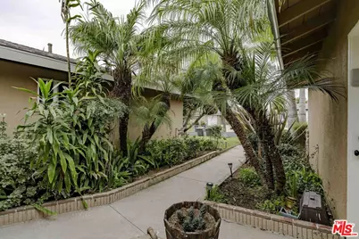 14420 Bridgewood Dr, La Mirada, CA 90638 - Photo 5