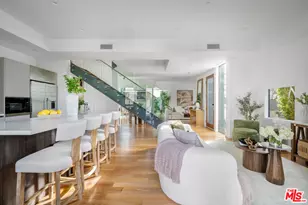 8949 Rosewood Ave, West Hollywood, CA 90048 - Photo 3