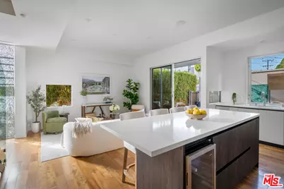 8949 Rosewood Ave, West Hollywood, CA 90048 - Photo 7