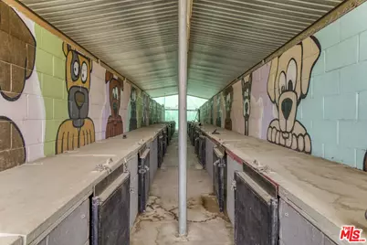 11426 Sierra Hwy, Santa Clarita, CA 91390 - Photo 39