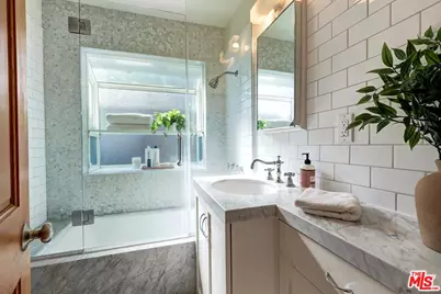 667 Marine St, Santa Monica, CA 90405 - Photo 19