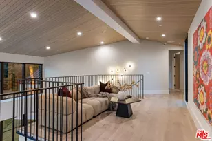 1749 Mandeville Ln, Los Angeles, CA 90049 - Photo 45