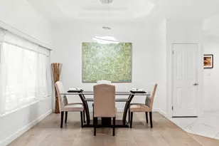 1160 Granville Ave, Los Angeles, CA 90049 - Photo 9