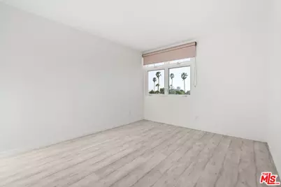900 Euclid St #Apt 404, Santa Monica, CA 90403 - Photo 13