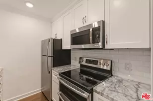 141 S Clark Dr, Los Angeles, CA 90048 - Photo 13