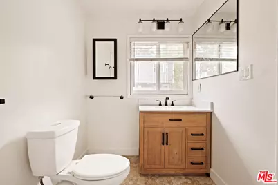 23153 Canzonet St, Woodland Hills, CA 91367 - Photo 9