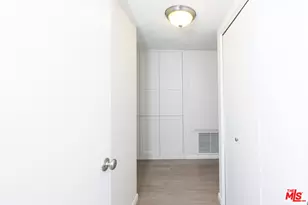 4260 Via Arbolada, Los Angeles, CA 90042 - Photo 31