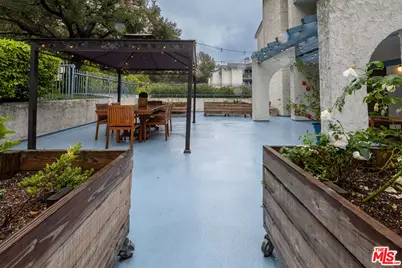 4260 Via Arbolada #116, Los Angeles, CA 90042 - Photo 53