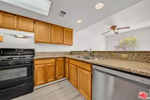 820 W Compton Blvd, Compton, CA 90220 - Photo 13