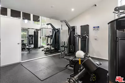 1612 Palisades Dr, Pacific Palisades, CA 90272 - Photo 39