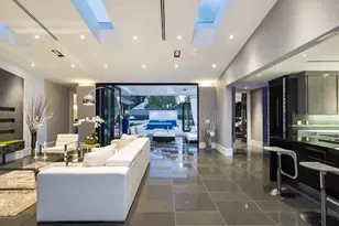 12318 W Sunset Blvd, Los Angeles, CA 90049 - Photo 5