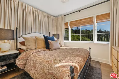 1224 Oberlin Dr, Glendale, CA 91205 - Photo 25