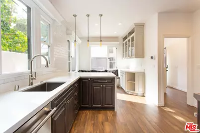 153 N Arnaz Dr, Beverly Hills, CA 90211 - Photo 9