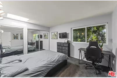 970 Palm Ave #209, West Hollywood, CA 90069 - Photo 17