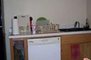 300 Mount Vernon Ave, Bakersfield, CA 93307 - Photo 33