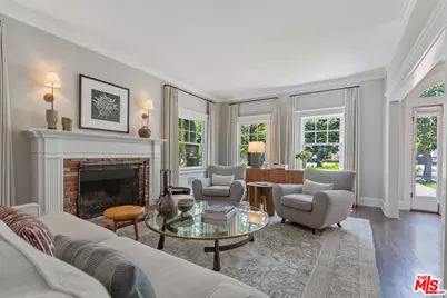 236 S Irving Blvd, Los Angeles, CA 90004 - Photo 7